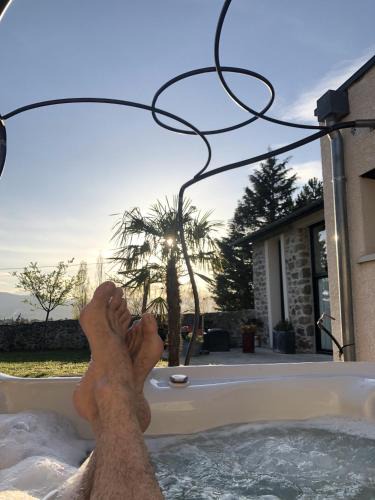 Vernosc-les-Annonay Bed & Breakfast | Au Hangar