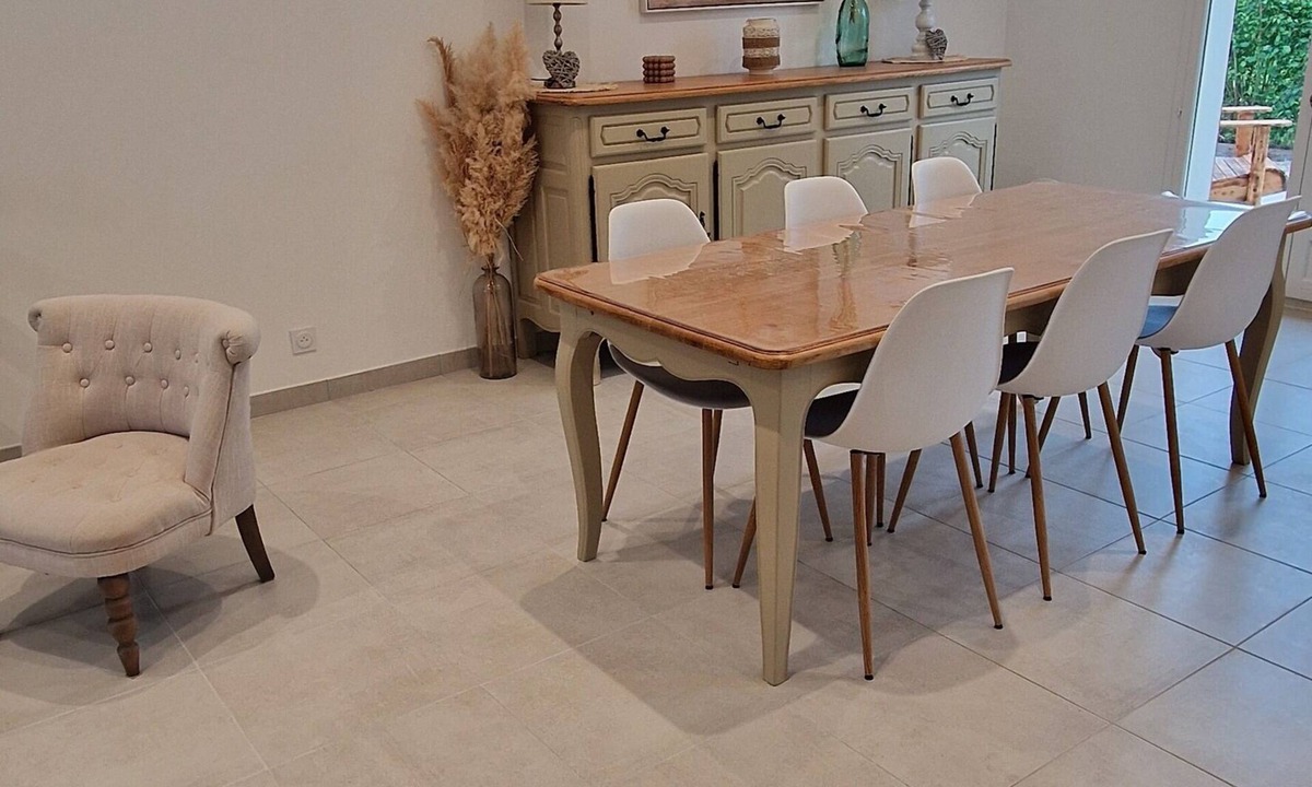 Mesnil-Saint-Pere House | Au Jardin D'olga