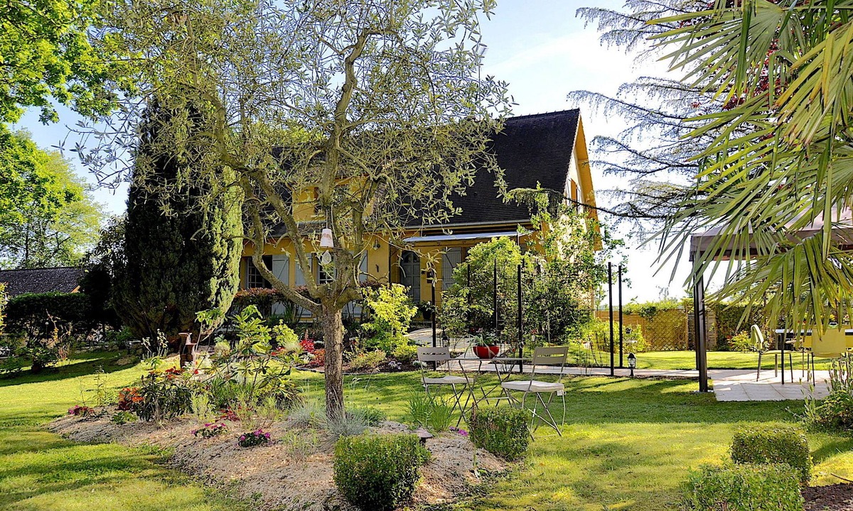 Cherreau Bed & Breakfast | Au Jardin de Lisa