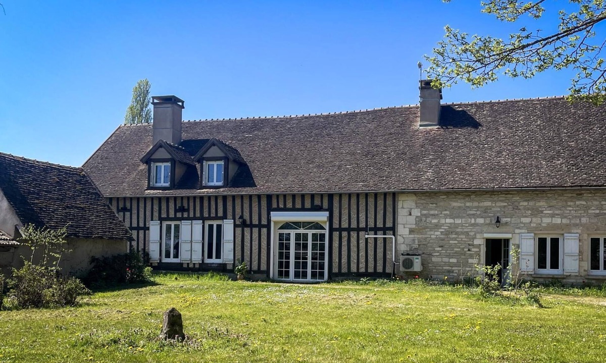 Saint-Loup-Geanges House | Au Logis Noisette - SAINT LOUP GEANGES