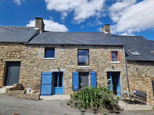 Roz-sur-Couesnon House | Au Mont D'en Face - Les Hortensias