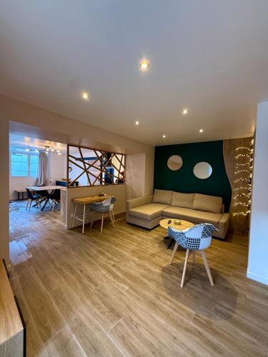 Vuillafans Apartment | Au Petit Casino