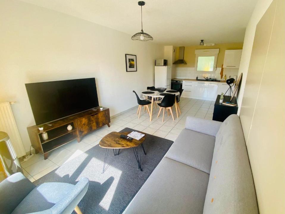 Petit-Croix Apartment | Au petit CHESSOI Bis