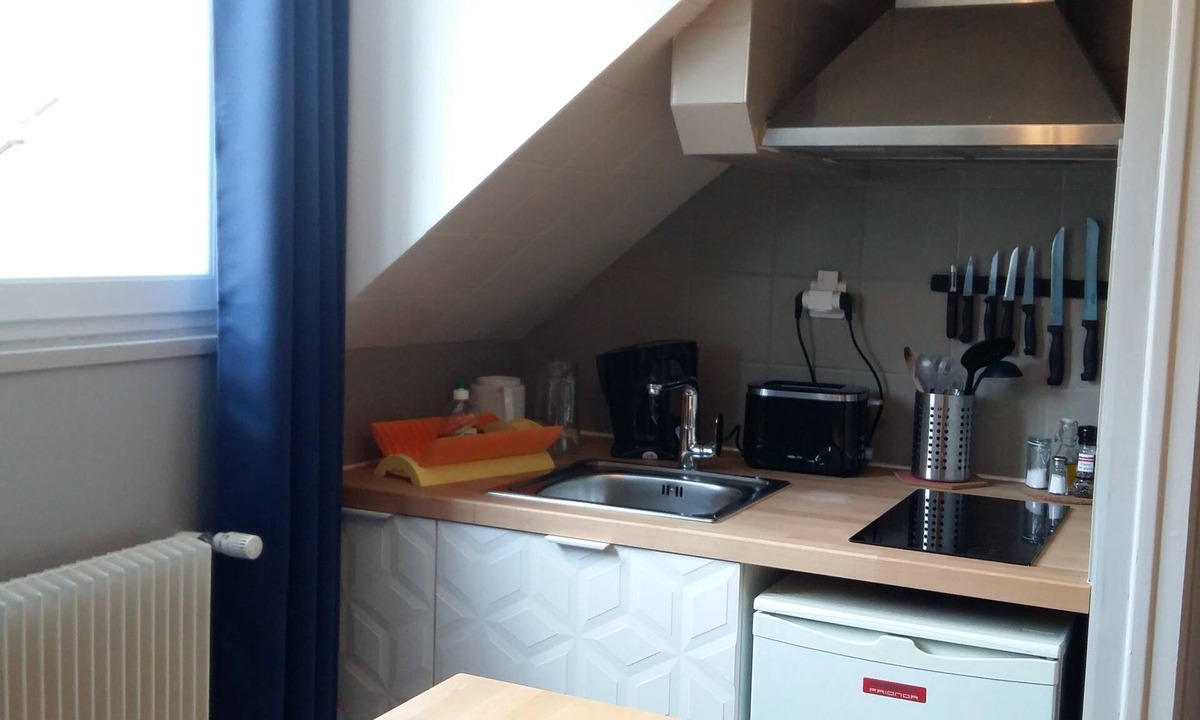 Brison-Saint-Innocent Apartment | Au Petit Nice