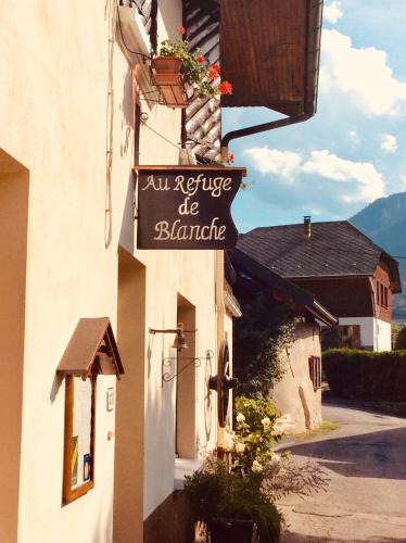 Faverges-Seythenex Bed & Breakfast | Au Refuge de Blanche