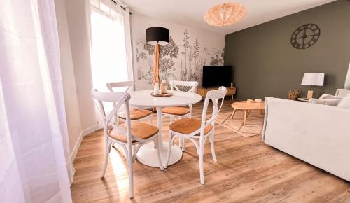 Redon Apartment | Au Roupillon du Canal