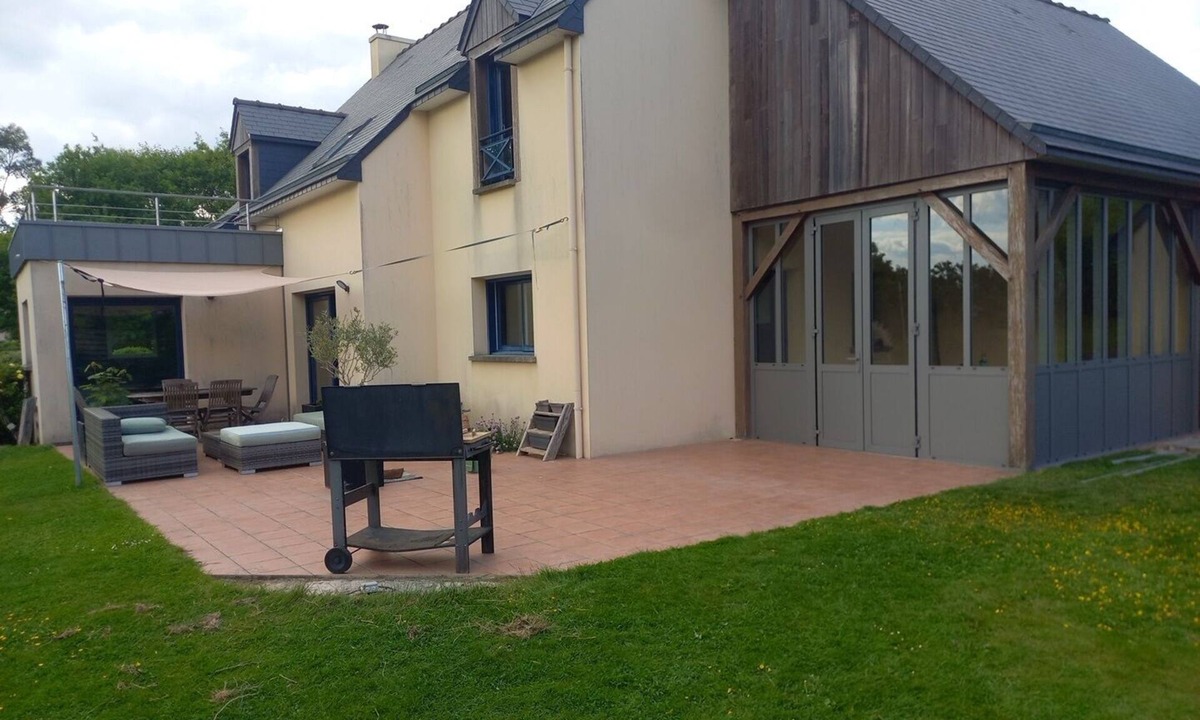 Montreuil-sous-Perouse House | Au vallon fleuri