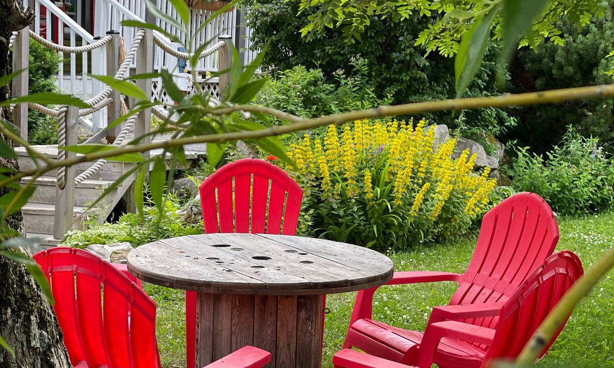 Petit-Rocher Hotel | Auberge d'Anjou-Sūrya Café