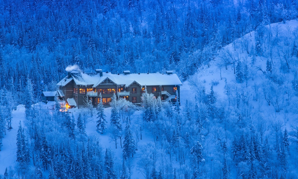 Sainte-Anne-des-Monts Hotel | Auberge de Montagne des Chic-Chocs - Sepaq