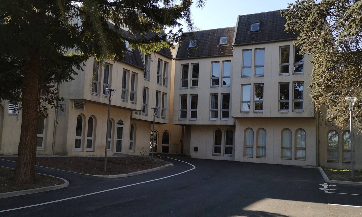 Orleans Hostel | Auberge de Jeunesse Orléans Centre Ville - Hostel