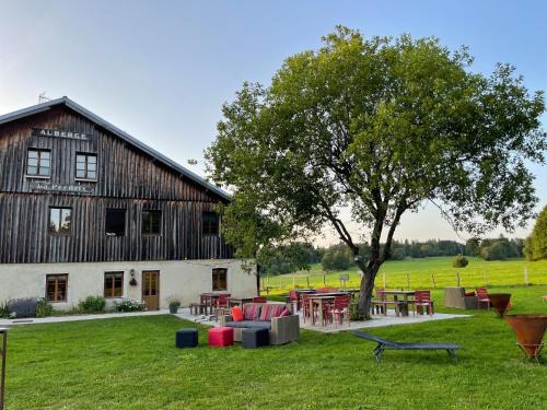 Hauterive-la-Fresse Hotel | Auberge de la Perdrix