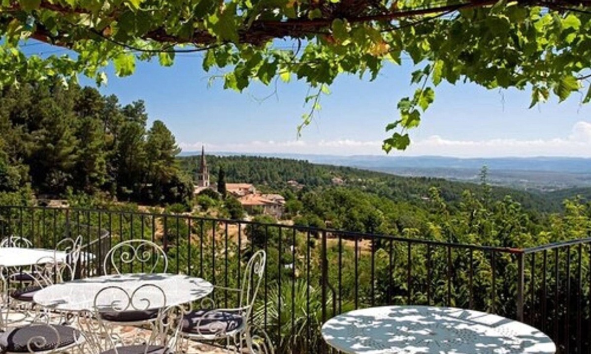 Sanilhac Hotel | Auberge de la Tour de Brison