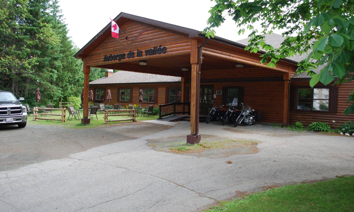 Bathurst Hotel | Auberge de la Vallée