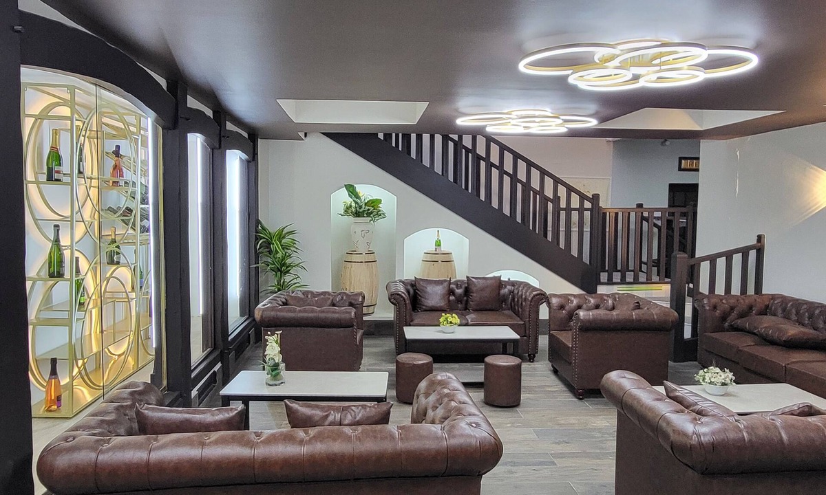 Moussy Hotel | Auberge de Moussy