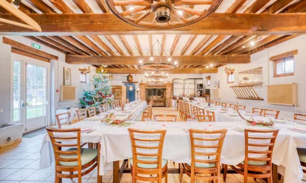 Sennely House | Auberge de villechaume