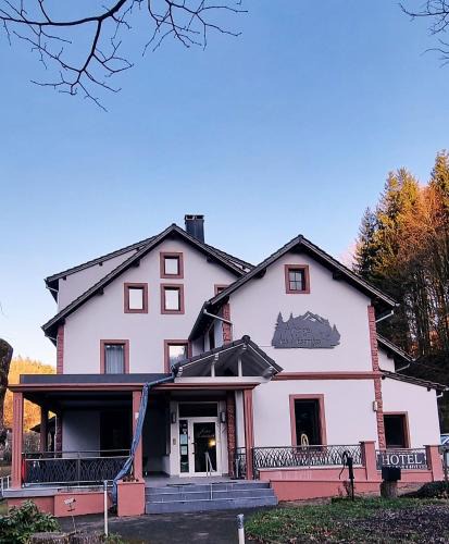 Meisenthal Hotel | Auberge Des Mésanges