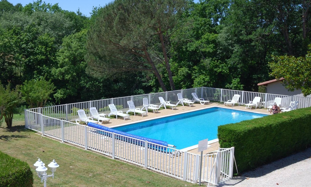 Eugenie-les-Bains House | Auberge des Trois Pins