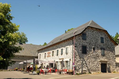 Montgreleix Hotel | Auberge du Cezallier