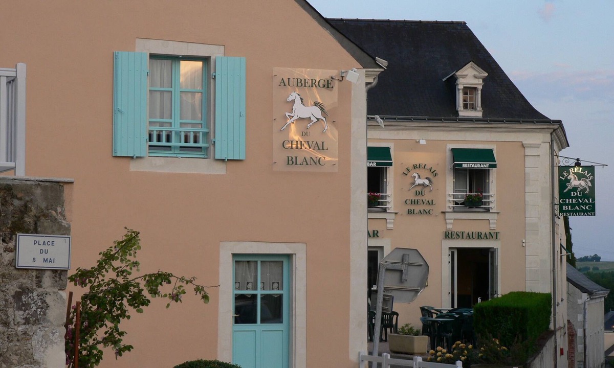 Beaumont-Pied-de-Boeuf Hotel | Auberge du Cheval Blanc