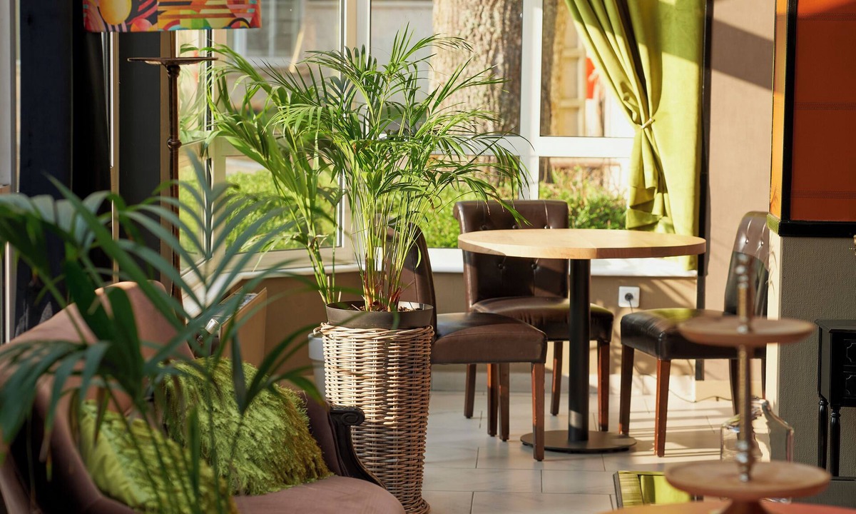 Remilly-Aillicourt Hotel | AUBERGE DU PORT
