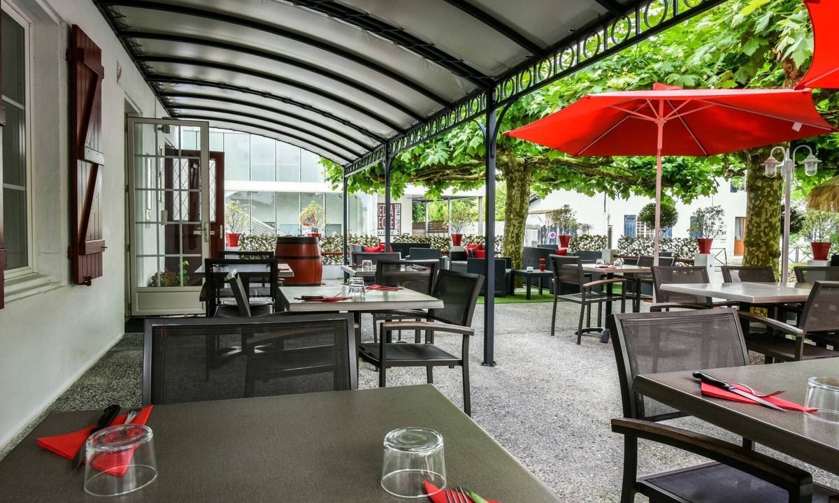 Urt Hotel | Auberge L'Estanquet