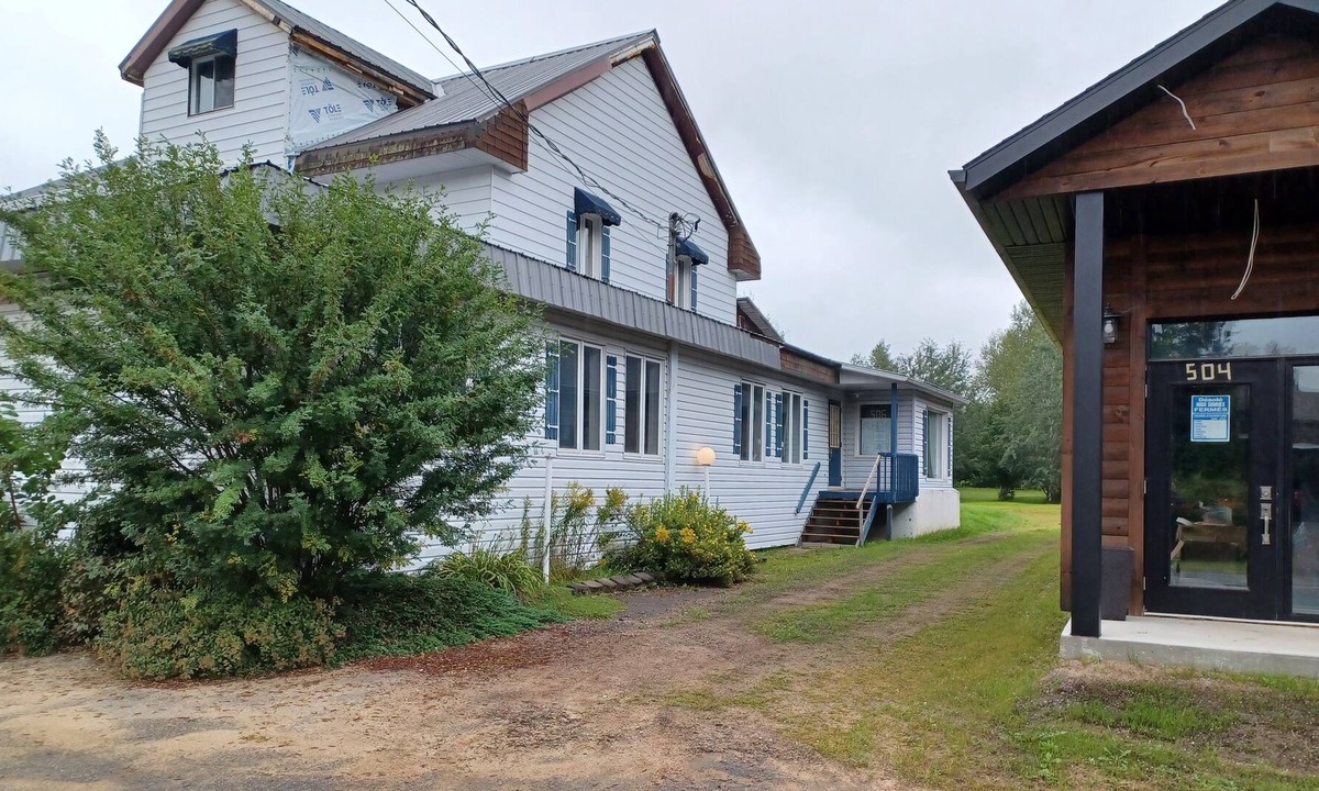 Trois-Rives Hostel | Auberge Le Dalton