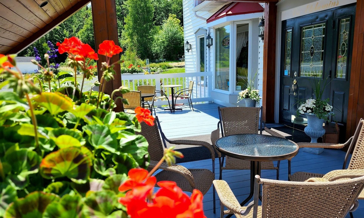 Lac-Etchemin Hotel | Auberge Les Etchemins