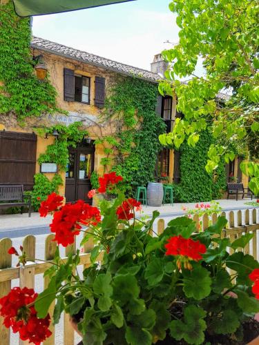 Montferrand-du-Perigord House | Auberge Lou Peyrol