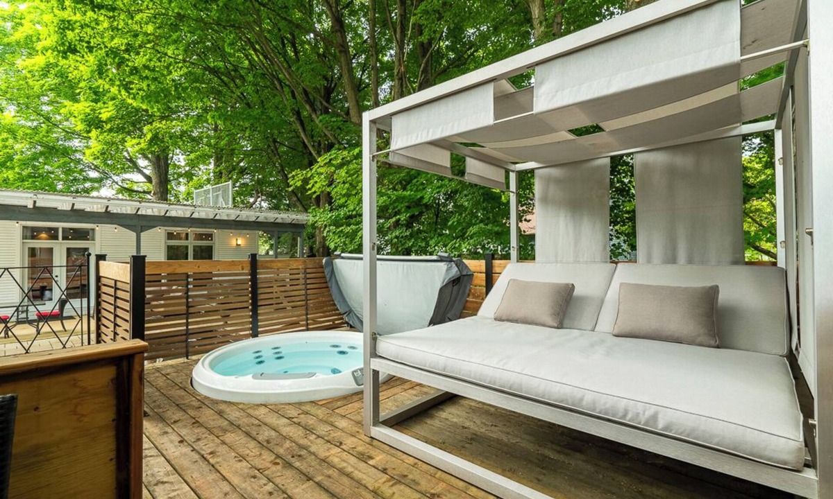 Bromont Bed & Breakfast | Auberge Nuits St-Georges