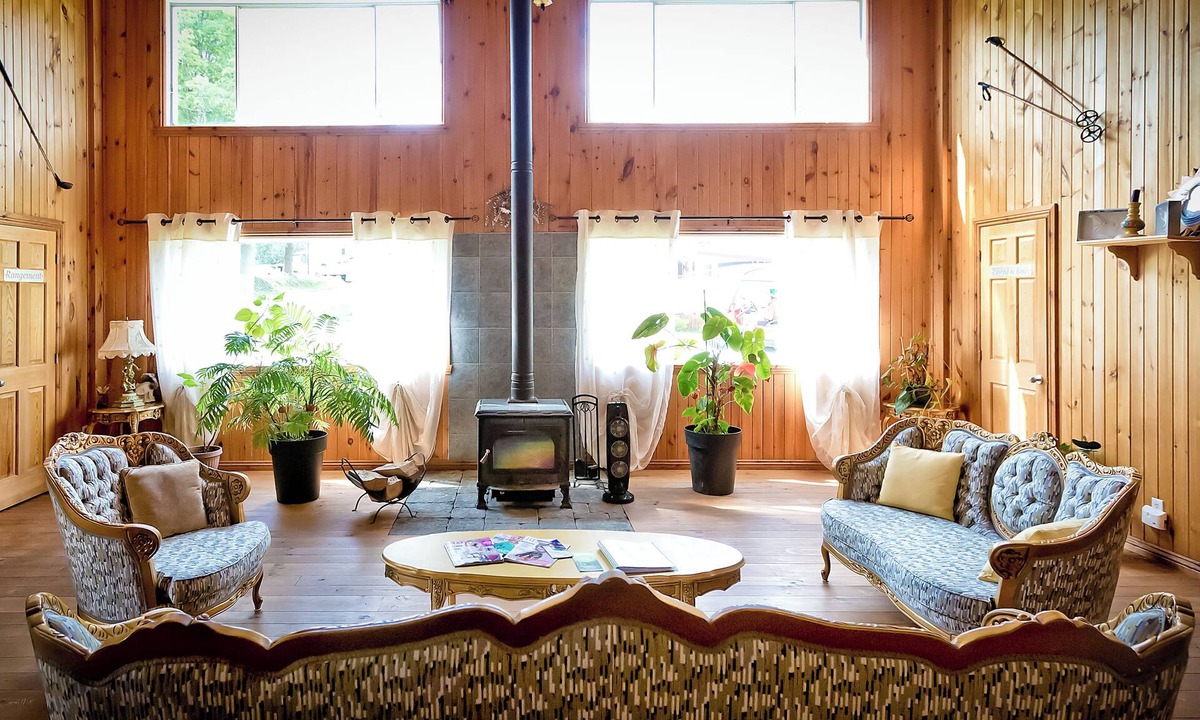 Melbourne Bed & Breakfast | Auberge Papillon Lune