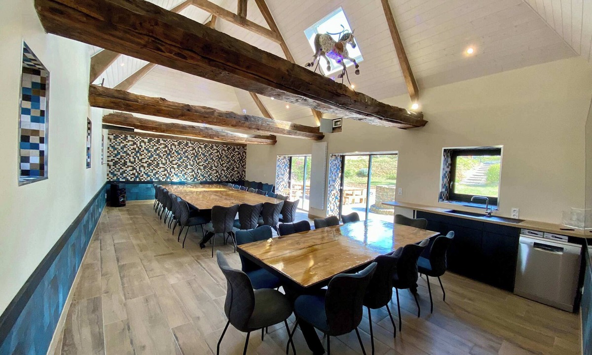 Sainte-Pience House | Auberge St Vincent 35 Pers 2 maisons et cabanes