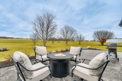 Town of Owasco House | Auburn Finger Lakes Farmhouse w/Open Views!