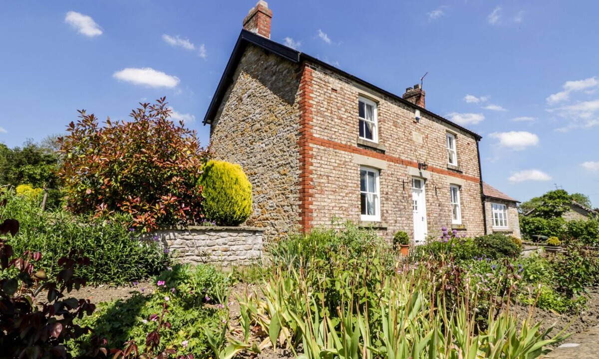 Nawton Cottage | Auburn House