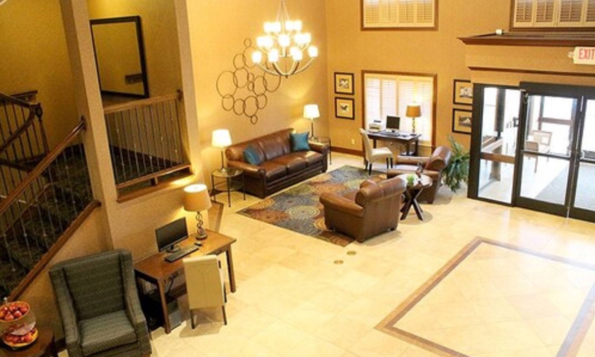 Paducah Hotel | Auburn Place Hotel & Suites - Paducah