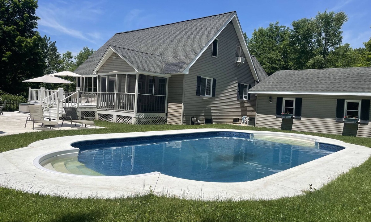 Meredith House | Augusta Woods - In-ground pool, peaceful setting, tasteful décor