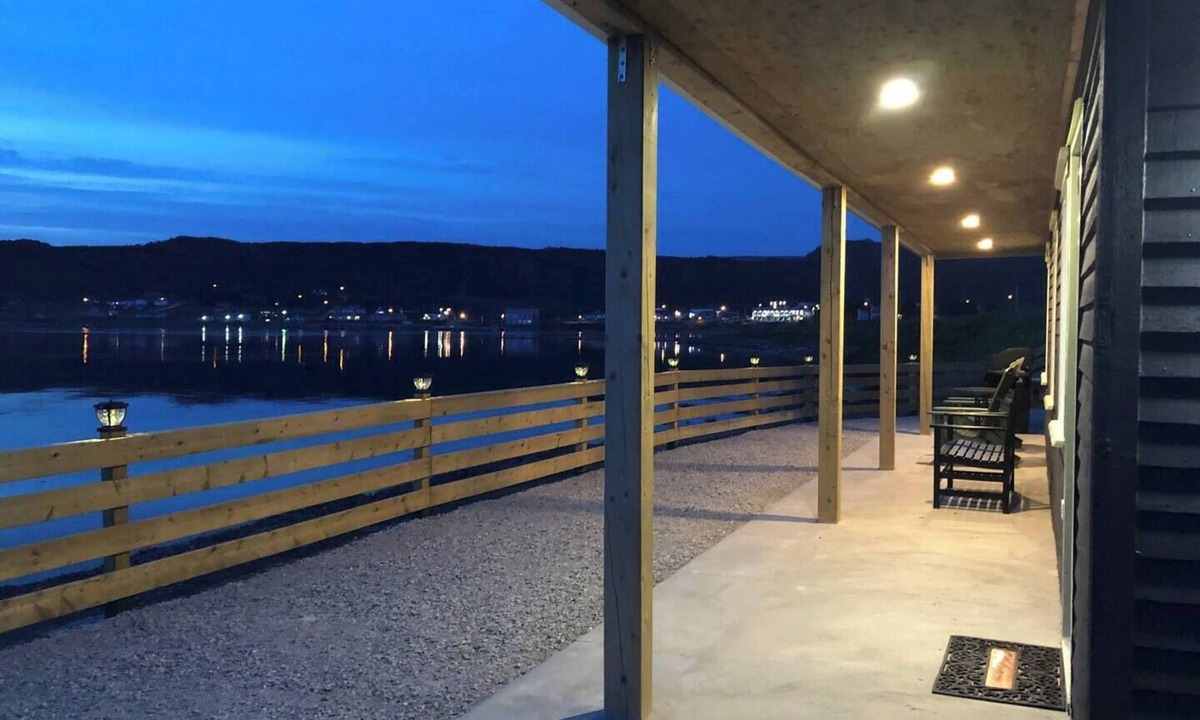 Rocky Harbour Hotel | Augustus Jane Inn