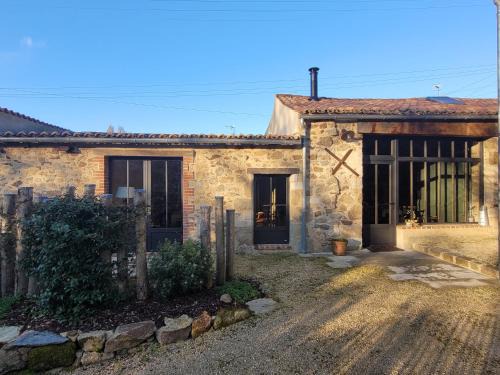 Pouzauges Bed & Breakfast | Aumônerie du Prieuré