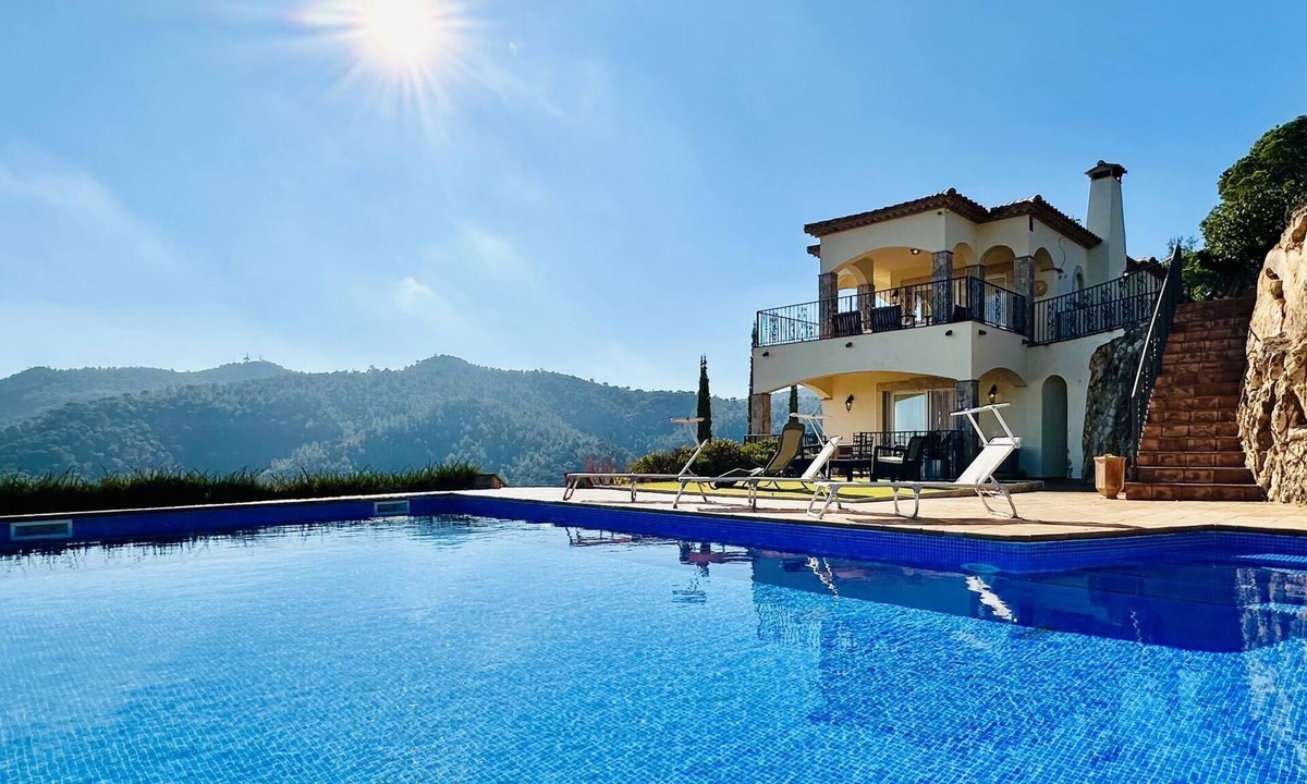 Sant Feliu de Guixols Villa | Aurea CostaBravaSi - Pool, Air conditioning, BBQ