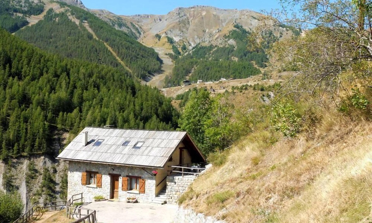 Saint-Etienne-de-Tinee House | Auron - L'Oustal n°2