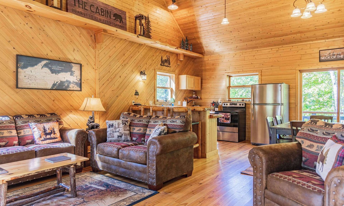 Grand Marais Cabin | Aurora Basecamp at Pictured Rocks Sleeps 10