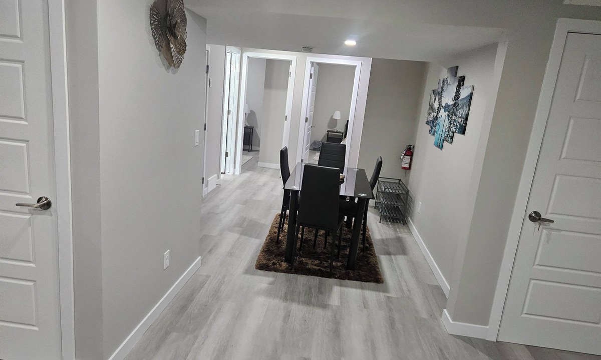 Calgary Apartment | Aurora Space