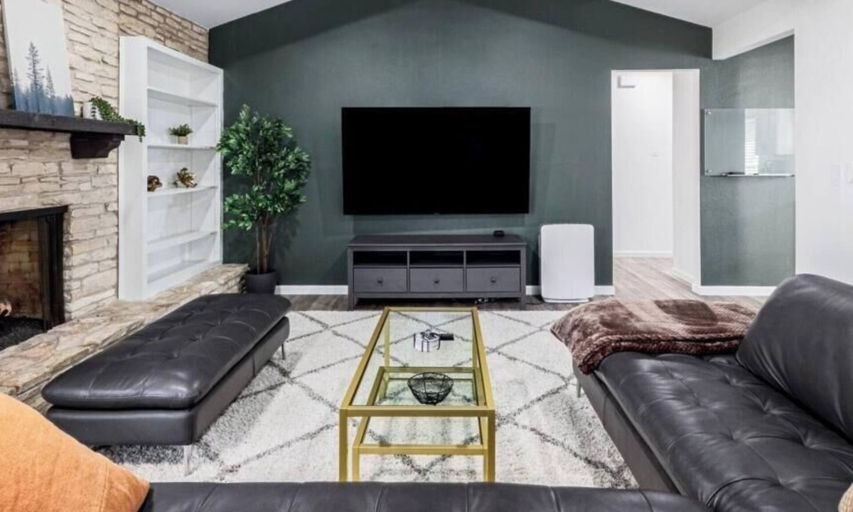Windsor Hills House | Austin 3BR | Massage Chair + Firepit Retreat