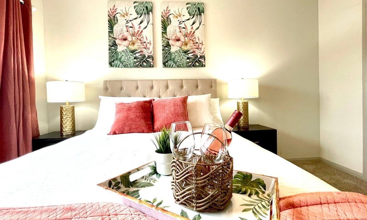 Pleasant Valley Apartment | Austin Summer 2 Bedroom Suite