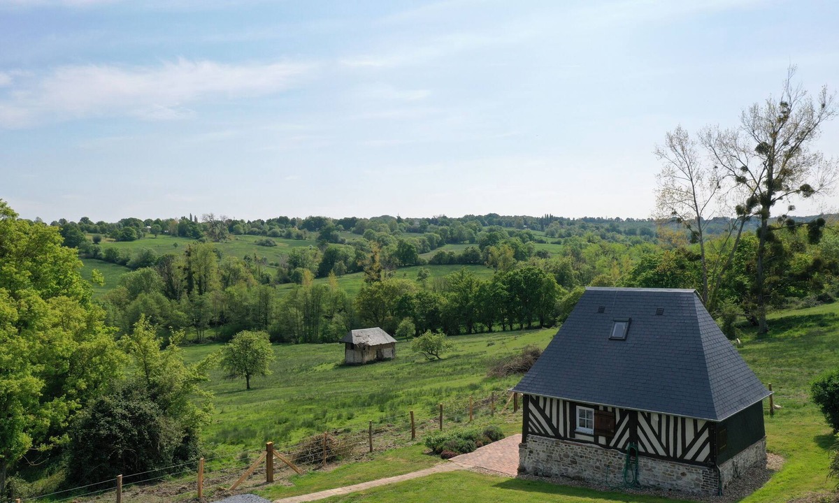 Les Authieux-sur-Calonne Cottage | AUTHENTIC SHEEPFOLD OR LITTLE HOUSE ON THE PRAIRIE