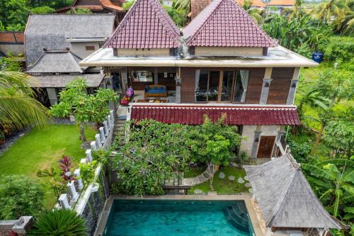 Kediri Villa | Authentic Bali Villa with Bali Atmosphere!