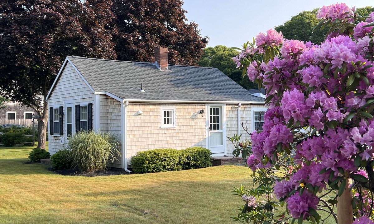 Bass River Cottage | Authentic, Charming Cape Cod Cottage