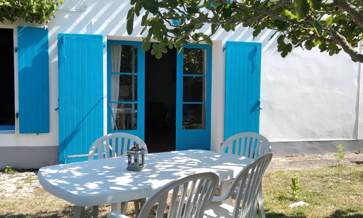 L'Epine House | AUTHENTIC FISHERMAN'S HOUSE AT BLACKMOUTIER NEAR BEACH