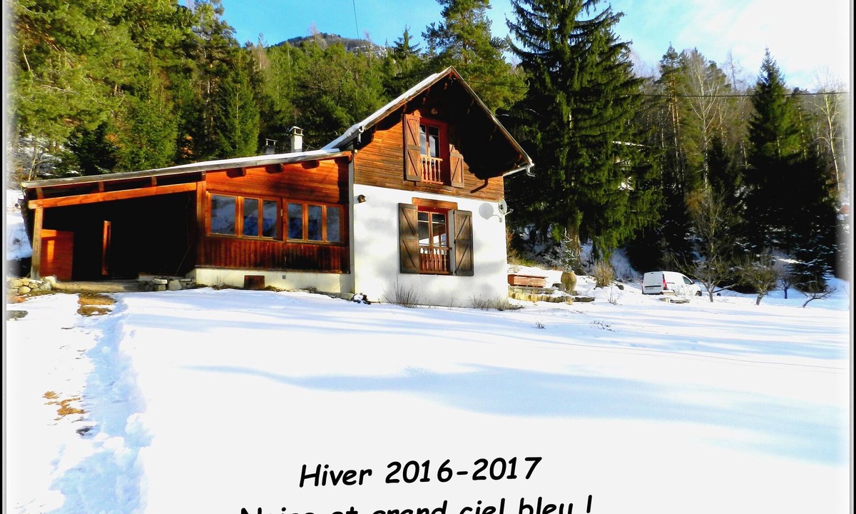 Beauvezer Ski Chalet | Authentic mountain chalet in Val d'Allos. Easy access.