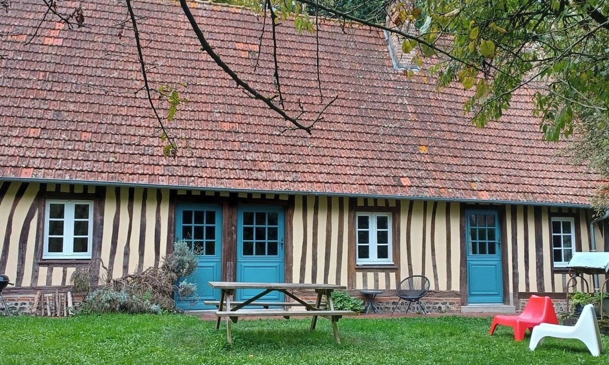 Offranville House | Authentic Norman half-timbered house