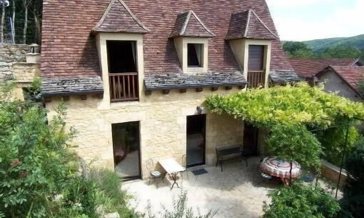 Beynac-et-Cazenac House | Authentic Périgourdine house comfort & calm